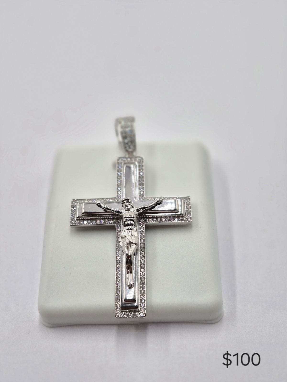 925 Solid Sterling Silver. Crucifix